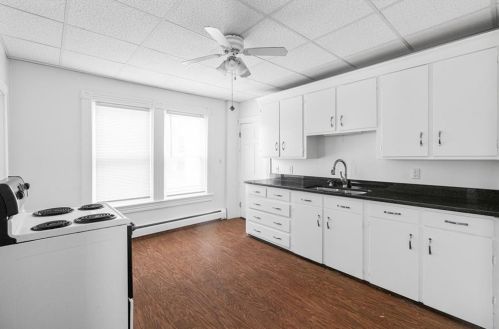 12 Nate Whipple Hwy, Cumberland RI  02864-3353 exterior