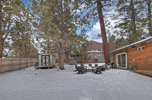 332 Brewer Way, Big Bear City CA  92314-9529 exterior