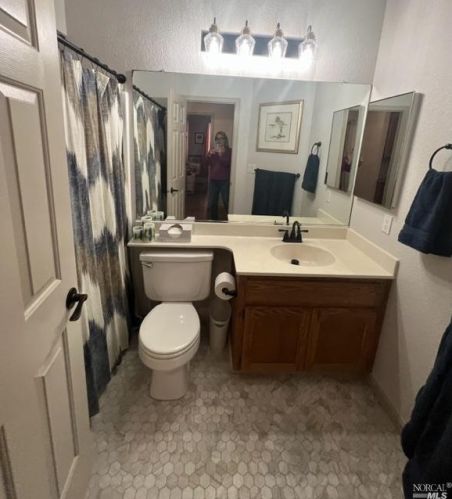 7 Rolling Place Ct, Rio Vista CA  94571-1445 exterior