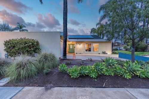 25141 Rivendell Dr, El Toro, CA 92630-4134