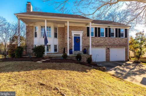 7827 Richfield Rd, Springfield, VA 22153-2320