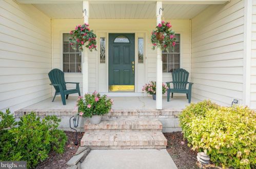19 Breezy Pines Rd, Magnolia, DE 19962-1371