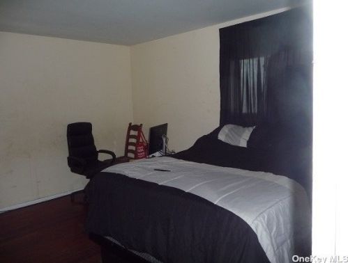 203 Cone Ave, Central Islip NY  11722-2726 exterior