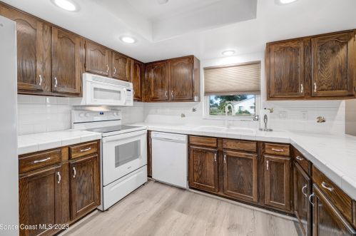 1290 Muirfield Ct, Titusville FL  32780-5463 exterior