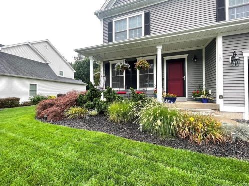 10 Great Plain Dr, Plainville, CT 06062-1569