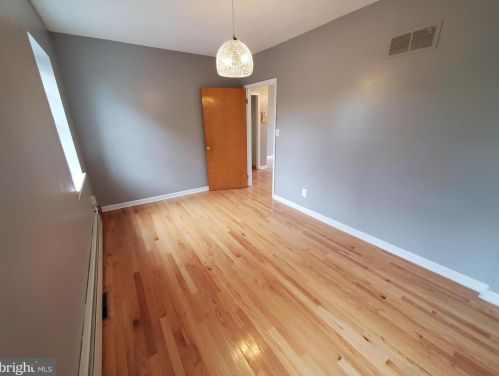 209 Front St, Trenton NJ 08608-2103 exterior