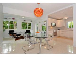510 77th St, Miami, FL 33141-2224