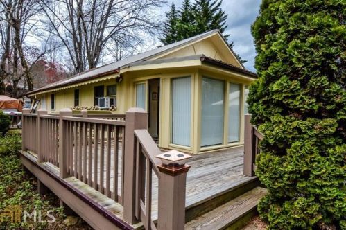 79 Salem Square Ln, Hayesville, NC 28904-4785