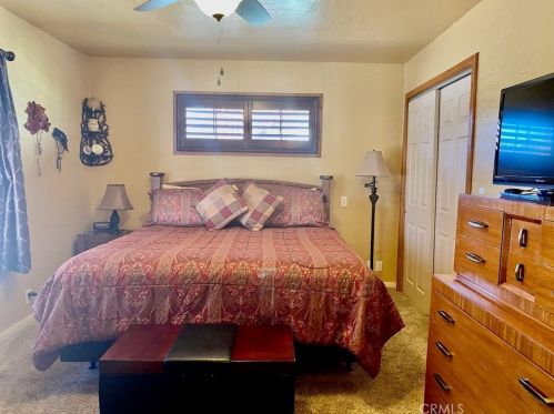 2135 State Ln, Big Bear City CA  92314-9698 exterior