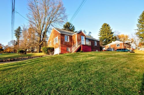 403 Hulton Rd, Verona, PA 15147-3407