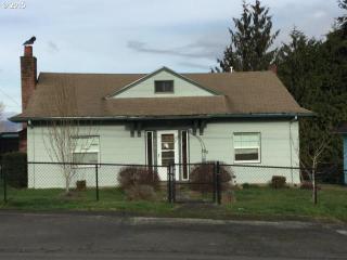 619 C St, Rainier, OR 97048-2625