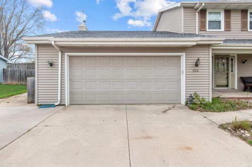 533 Tyrolian Dr, Green Bay, WI 54302-5139