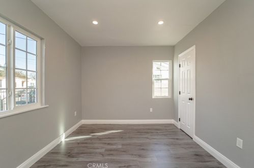 340 Elm St, Compton CA  90220-2113 exterior