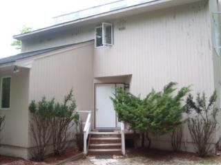 1997 Deerfield Rd, Watermill, NY 11976-2143