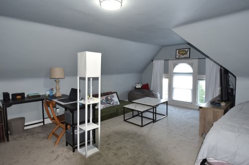 36 Hawthorne Ave, Pittsburgh PA  15205-4512 exterior