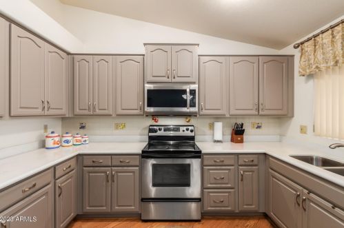 11924 67 Dr, Peoria AZ 85383-7104 exterior