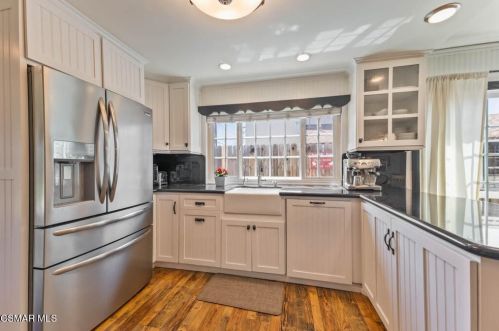 2824 Galena Ave, Simi Valley CA 93065-2712 exterior