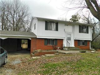 162 Airport Rd, Clarksville, TN 37042-4842