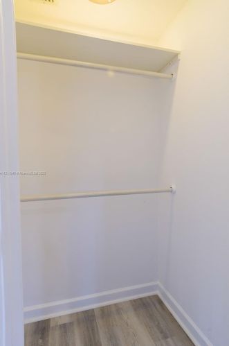 947 Nautilus Isle, Dania Beach FL  33004-2356 exterior