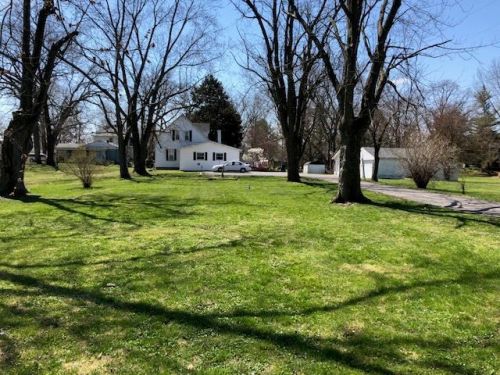 519 8th St, Rochester, IN 46975-1501
