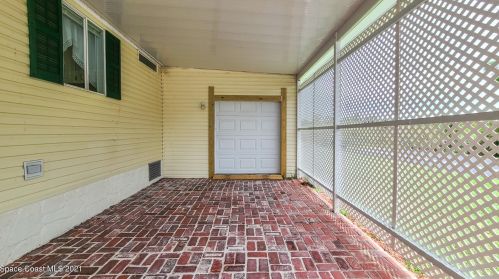 307 Basswood Ct, Cocoa FL  32926-3159 exterior