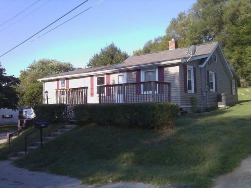332 Cavins St, Plummer, IN 47424-1240