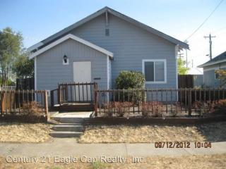 1707 Adams Ave, Island City OR  97850-2913 exterior