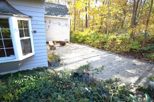168 Sea Hill Rd, North Branford CT  06471-1406 exterior