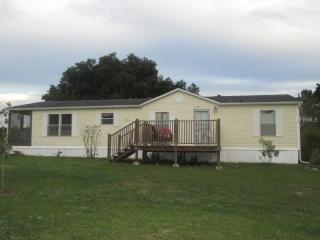 16265 170th Ave, Weirsdale, FL 32195-2658