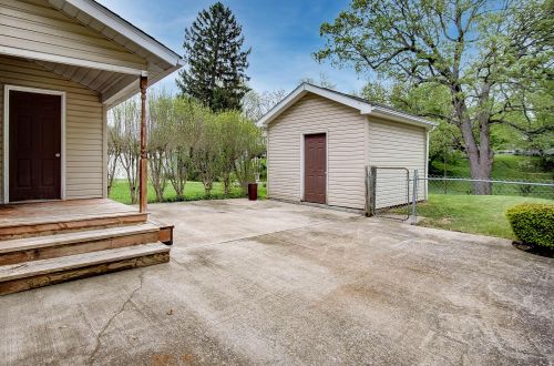 449 Sheridan St, Zanesville OH  43701-2530 exterior