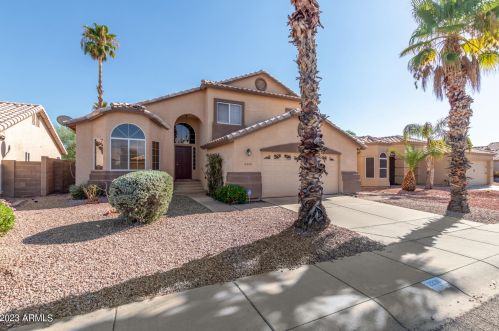 2239 Edna Ave, Phoenix AZ  85022-2954 exterior