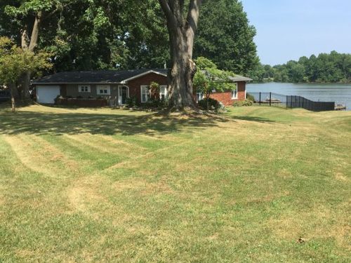 2228 Lakeview Dr, Sullivan, IN 47882-7310