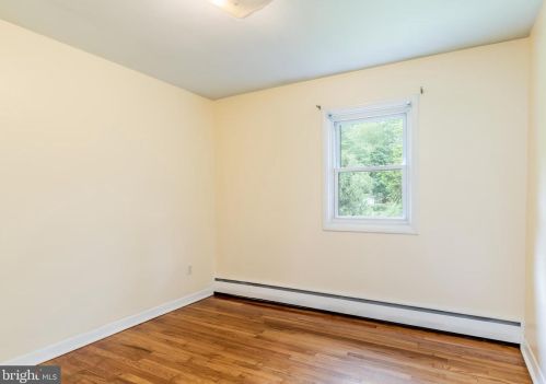 4 Beaver Rd, Camp Hill PA  17011-7404 exterior