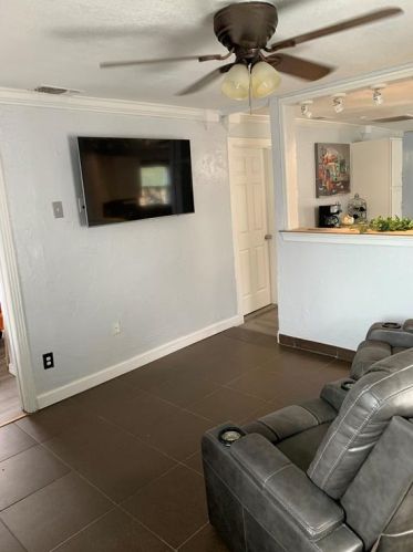 1415 Terrell Ave, Fort Worth, TX 76104-3866