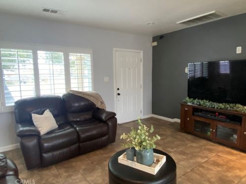 119 San Jacinto Ave, San Jacinto CA  92583-2715 exterior