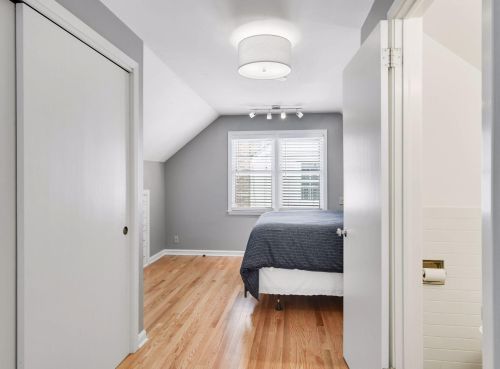 2219 Arthur St, Minneapolis MN 55418-1434 exterior