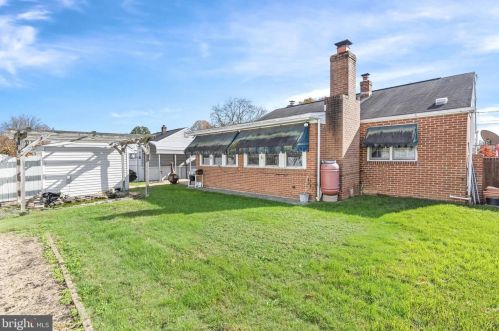 2213 Downing Ln, Wilmington DE  19804-3612 exterior