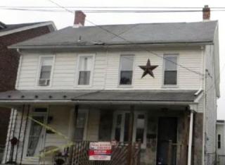 1232 3rd St, Catasauqua, PA 18032-2715