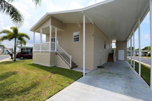 88 Yawl Ln, Palm Harbor, FL 34683-3455