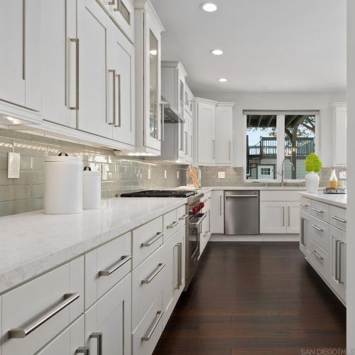 4453 Bermuda Ave, San Diego CA 92107-3809 exterior