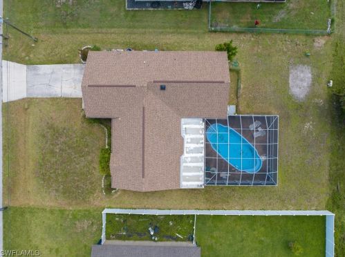 612 4th Ter, Cape Coral FL  33909-2002 exterior