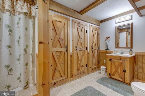 15561 Matthews Mill Rd, Madison Mills VA  22960-3739 exterior