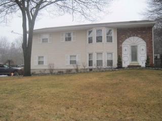345 Jamaica Ave, Gordon Heights, NY 11763-3256