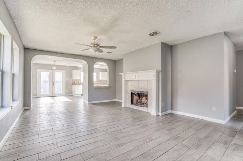 1220 Carberry St, Cedar Hill TX 75104 exterior