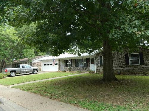 408 Lucas St, Clarksville, AR 72830-4106