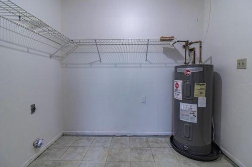 11625 129th Ln, Ocklawaha FL  32179-5096 exterior