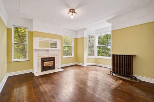 625 Center Ave, Pittsburgh PA  15215-1840 exterior