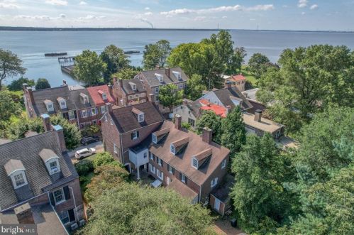 14 The Strand, New Castle, DE 19720-4826