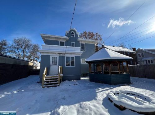 2109 4th Ave, Hibbing MN  55746-1517 exterior