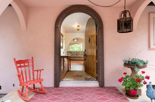 19211 Red Hill Mine Rd, Pine Grove, CA 95665-9436